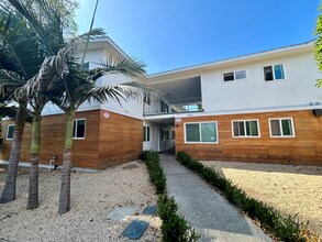 1119 San Pascual St in Santa Barbara, CA - Building Photo - Building Photo