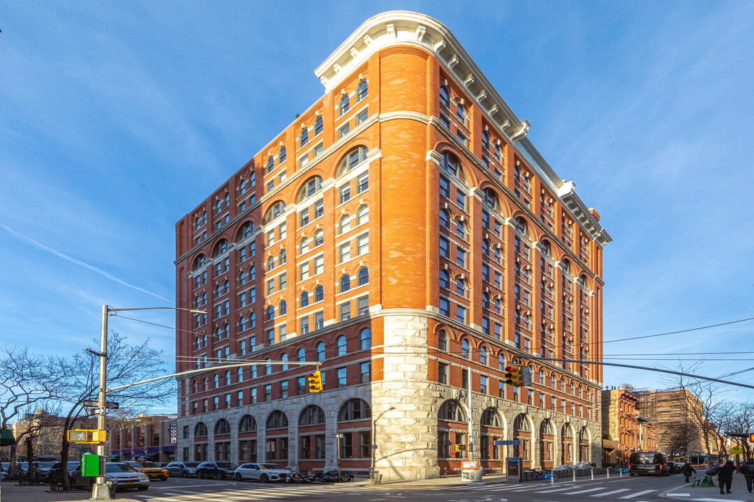 The Shepherd House in New York, NY - Building Photo