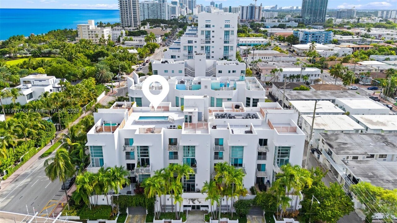 7744 Collins Ave in Miami Beach, FL - Building Photo