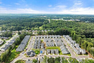 Hayloft Big Creek in Alpharetta, GA - Foto de edificio - Building Photo