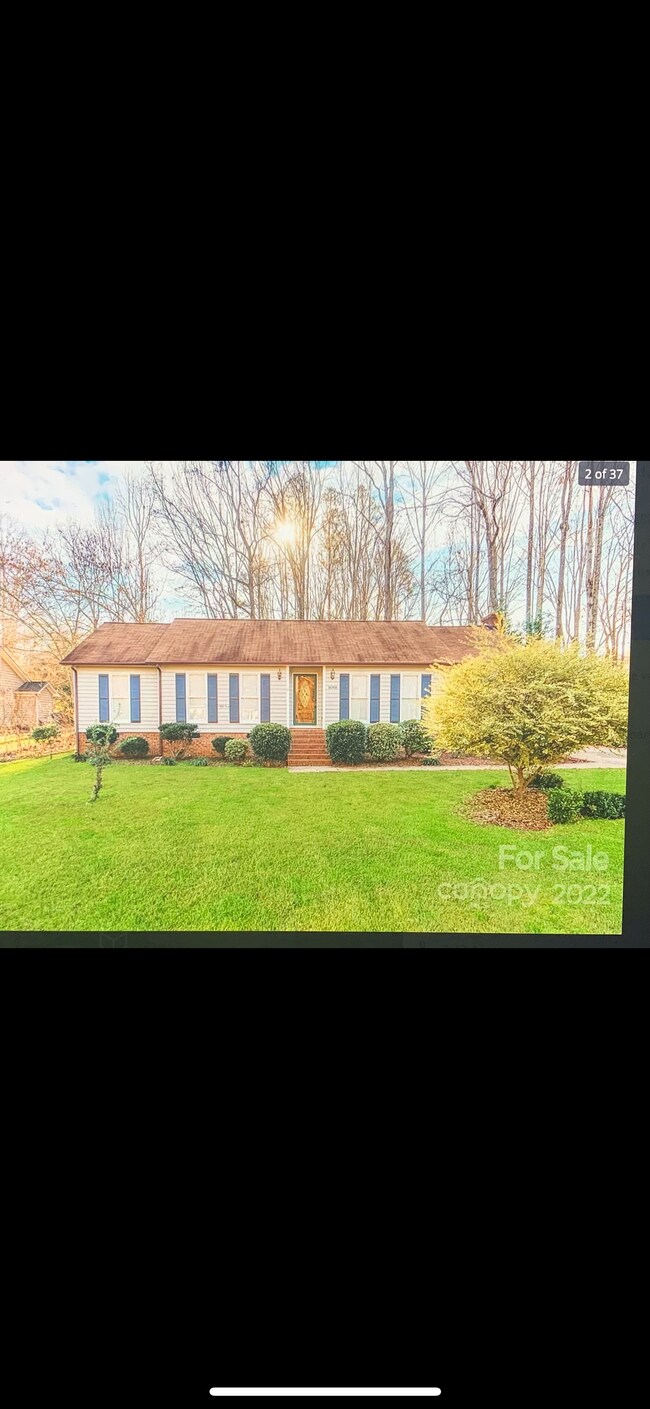 10708 Danesway Ln Rentals in Cornelius, NC