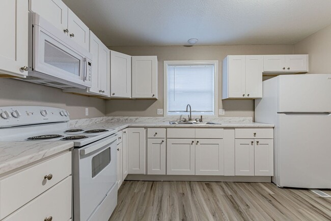 1603 Kings Way in Champaign, IL - Building Photo - Building Photo