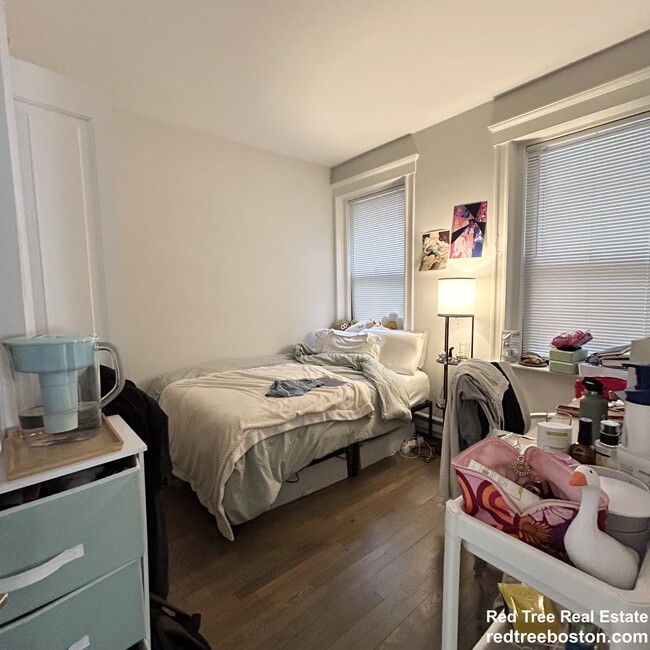 property at 81 Park Dr