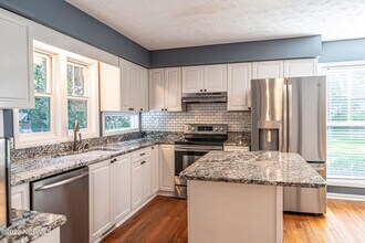 145 Sandhurst Pl in Southern Pines, NC - Building Photo - Building Photo
