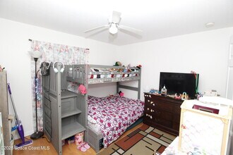 241 District St SE in Palm Bay, FL - Building Photo - Building Photo