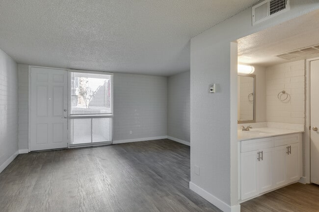 Mark at 87 Apartments in Mesa, AZ - Foto de edificio - Interior Photo