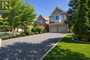 2872 Gardenview Crescent in Mississauga, ON - Building Photo