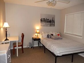 2441 Talco Hills Dr in Tallahassee, FL - Building Photo - Building Photo