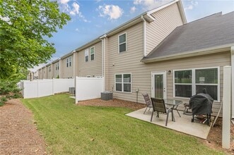 188 Granite Way in Newnan, GA - Building Photo - Building Photo