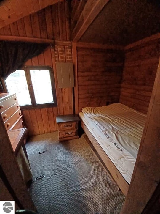 1568 Monument Rd in Tawas City, MI - Building Photo