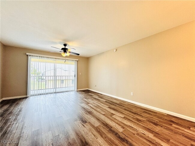 property at 706 SE 13th Ct