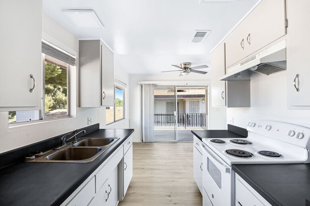 55150 Airlane Dr in Yucca Valley, CA - Building Photo
