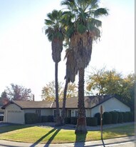 5020 Tacomic Dr in Sacramento, CA - Building Photo