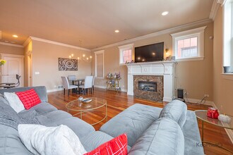 1148 W Monroe St in Chicago, IL - Building Photo - Building Photo