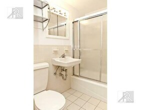 205 Kent St in Brookline, MA - Building Photo - Building Photo