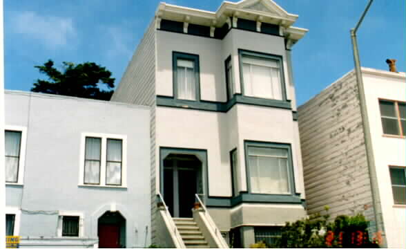 2068 Golden Gate Ave in San Francisco, CA - Foto de edificio