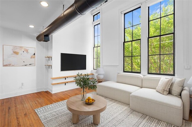 property at 978 North Avenue NE