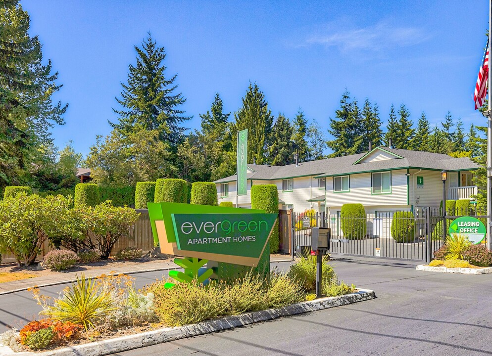 Evergreen Apartments in Federal Way, WA - Building Photo