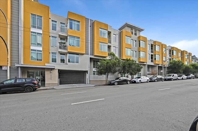 property at 2655 Bush St
