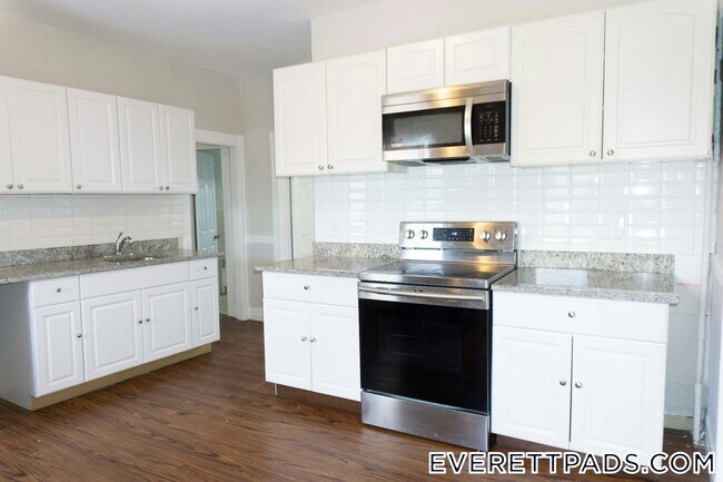15-17 Gladstone St.
