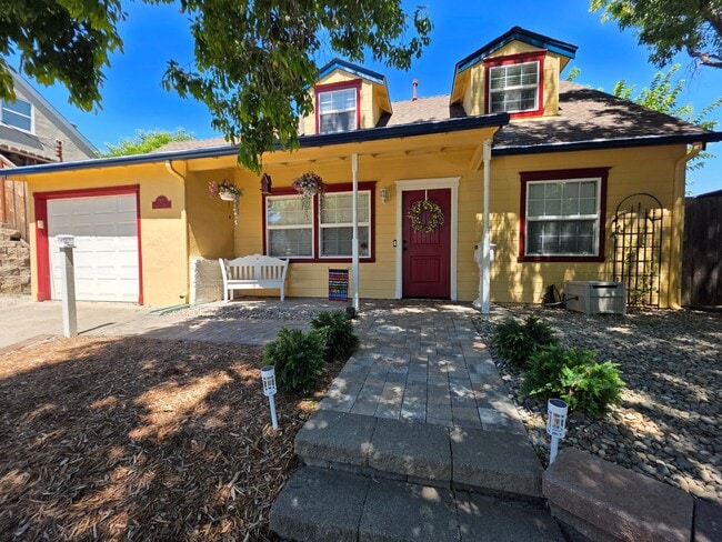 property at 1317 Sherwood Dr