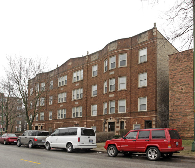 1901-1909 W Granville Ave in Chicago, IL - Building Photo - Building Photo