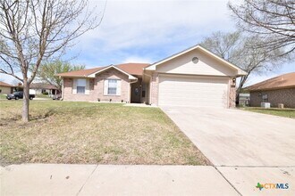 4201 Bluestem Ln in Killeen, TX - Building Photo - Building Photo
