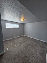 1033 E 300 N St in American Fork, UT - Building Photo - Building Photo