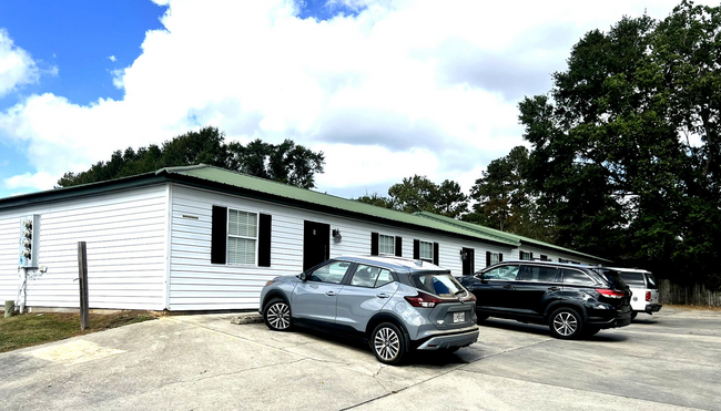 The Grande at Hub City in Hattiesburg, MS - Foto de edificio - Building Photo