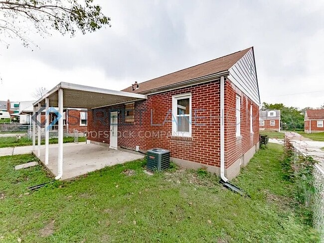 431 N Dade Ave in Ferguson, MO - Building Photo - Building Photo