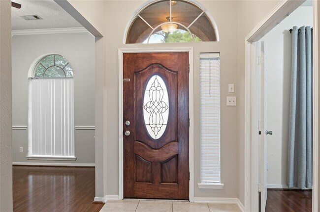 10326 N Laurel Branch Dr in Houston, TX - Building Photo - Building Photo