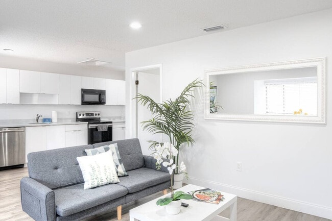 property at 705 SW 5th Ave