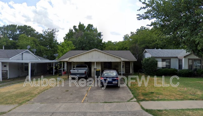 1910 N Alexander St