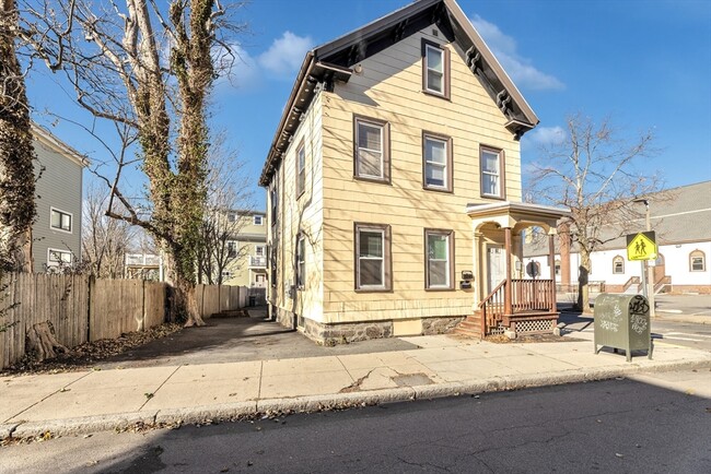 53 Brookside Ave in Boston, MA - Foto de edificio - Building Photo