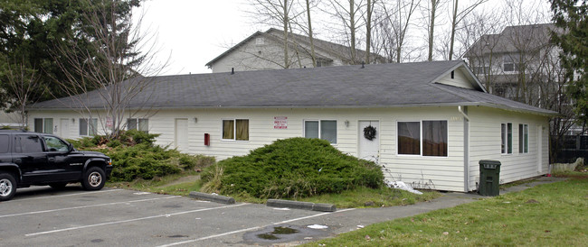 13501 98th Avenue Ct E in Puyallup, WA - Building Photo - Building Photo