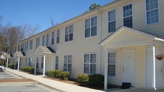 1500 Gatewood Ave Apartments