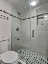 2652 Riverside Dr in Coral Springs, FL - Foto de edificio - Building Photo