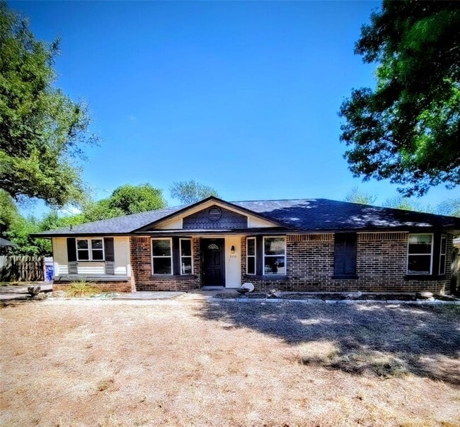 200 N Mt Rushmore Dr in Cedar Park, TX - Building Photo - Building Photo