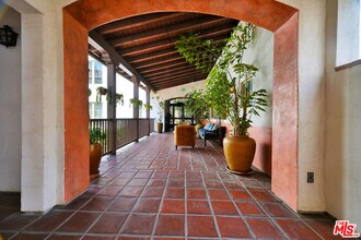 1414 N Harper Ave in Los Angeles, CA - Building Photo - Building Photo