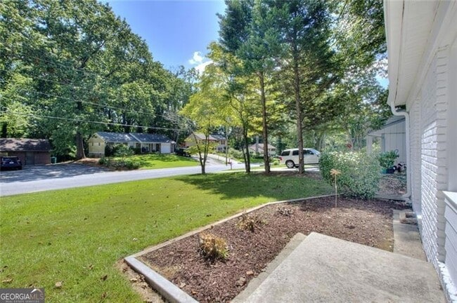 3946 Green Oak Dr in Doraville, GA - Building Photo - Building Photo