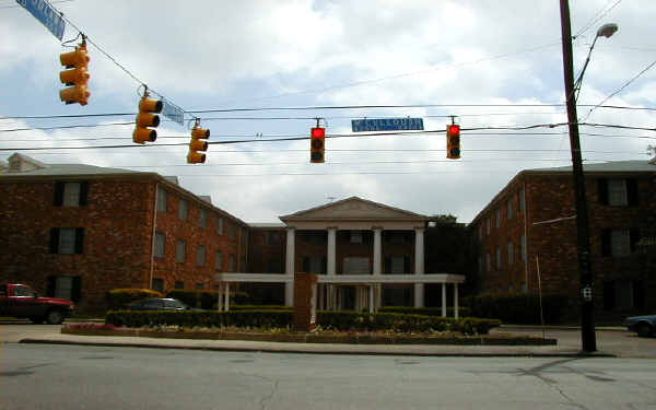 The Mayfair in San Antonio, TX - Building Photo - Building Photo