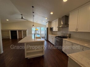 1180 S Raleigh St in Denver, CO - Building Photo - Building Photo