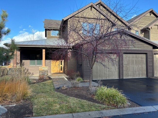 property at 61337 Kindle Rock Lp