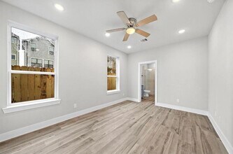 230 W 28th St in Houston, TX - Building Photo - Building Photo