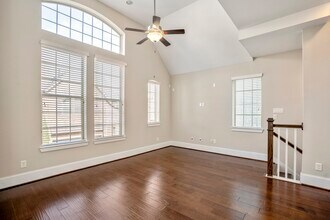 11005 Acorn Falls Dr in Houston, TX - Building Photo - Building Photo