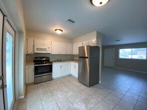 2601 47th Terrace SW in Naples, FL - Building Photo - Building Photo