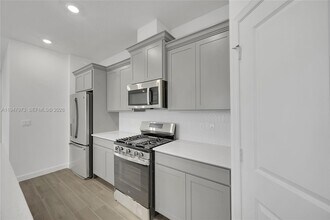 19457 Whispering Creek Rd in Loxahatchee, FL - Building Photo - Building Photo