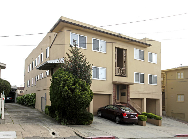 840 Warfield Ave in Oakland, CA - Foto de edificio - Building Photo