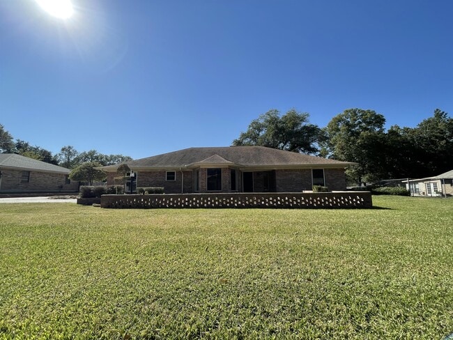 114 Sylvia Ave in New Boston, TX - Building Photo - Building Photo