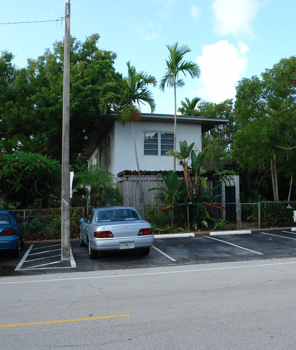 612 SE 6th St in Fort Lauderdale, FL - Building Photo